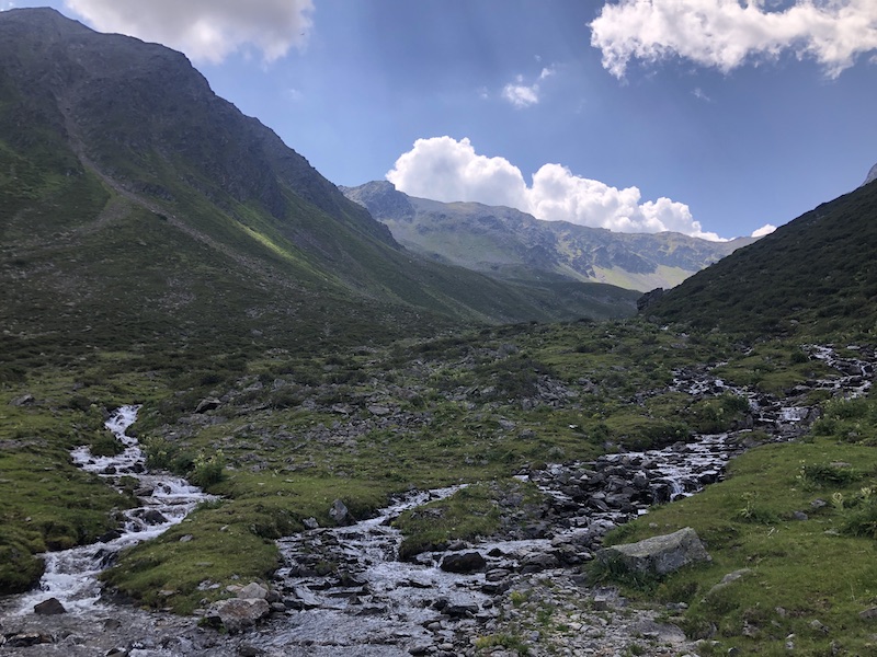 Hiking in Grinzens