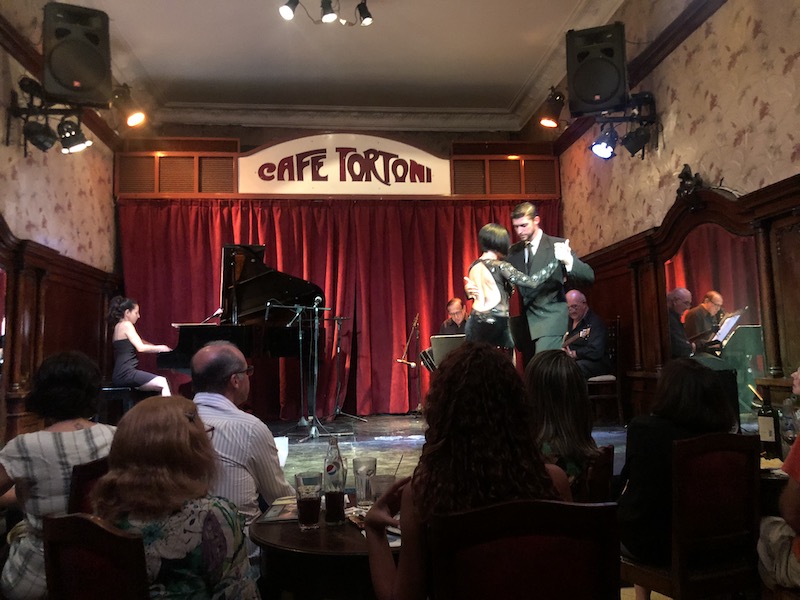 Tango show at Cafe Tortoni