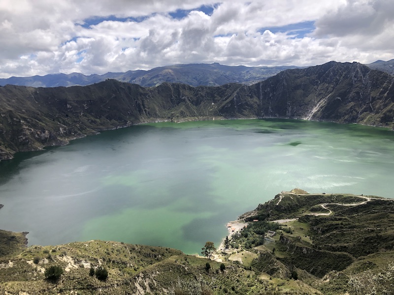 Quilotoa lagoon hike