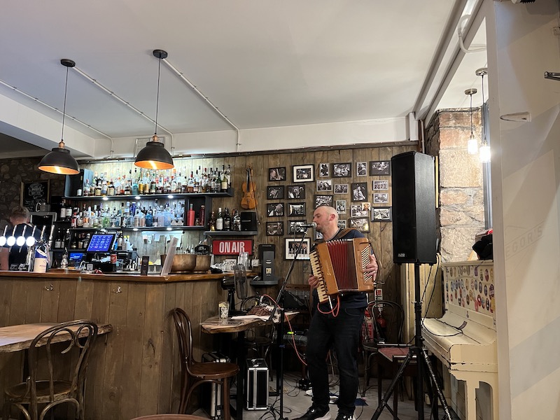 Live music in Inverness